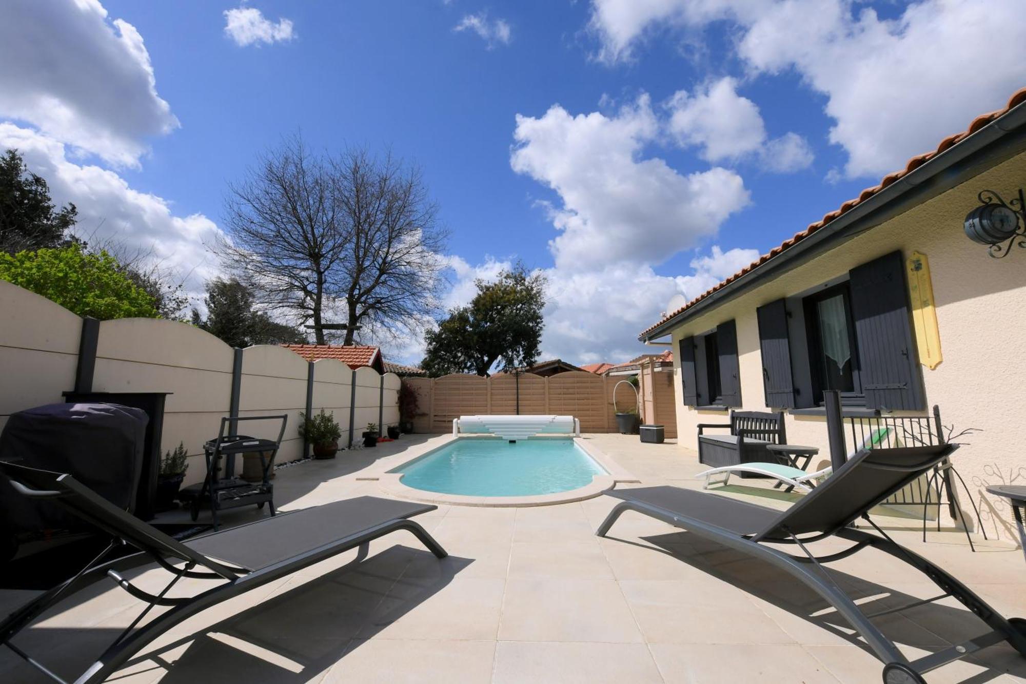 Les Hippocampes Apartment ลาเตสเตอ-เดอ-บูค ภายนอก รูปภาพ